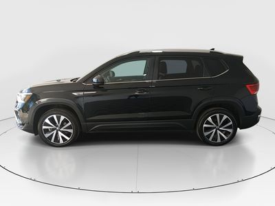 2024 Volkswagen Taos - Photo 4