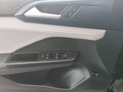 2024 Volkswagen Taos - Photo 16