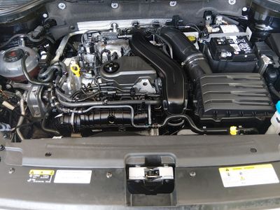 2024 Volkswagen Taos - Photo 9
