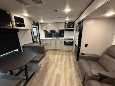 2026 Jayco Jay Feather - Photo 12