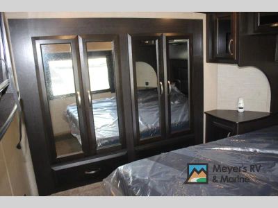 2017 Dutchmen RV Voltage - Photo 65