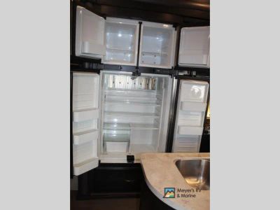 2017 Dutchmen RV Voltage - Photo 37