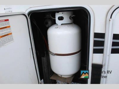 2017 Dutchmen RV Voltage - Photo 24