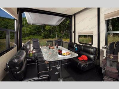 2017 Dutchmen RV Voltage - Photo 70