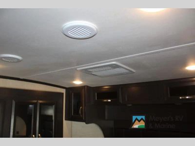 2017 Dutchmen RV Voltage - Photo 68