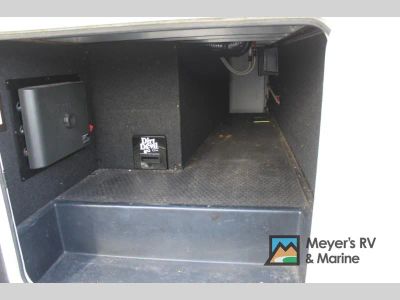 2017 Dutchmen RV Voltage - Photo 9