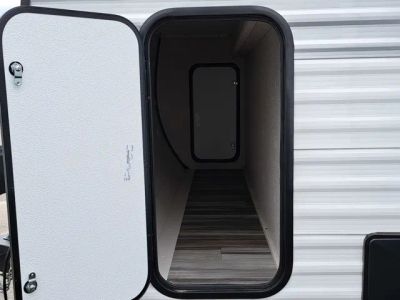 2025 Jayco Jay Flight SLX — photo 40 view