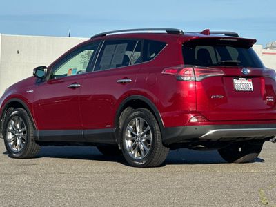 2026 2018 Toyota RAV4 - Photo 7