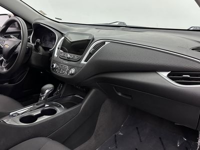 2024 Chevrolet Malibu - Photo 33