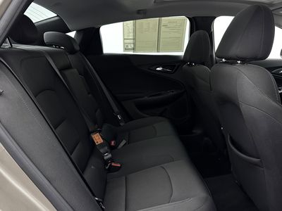 2024 Chevrolet Malibu - Photo 31