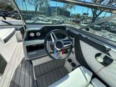 2019 Regal 26 OBX - Photo 8