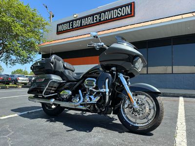 2016 Harley-Davidson CVO Road Glide Ultra - Photo 2