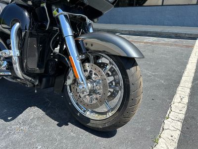 2016 Harley-Davidson CVO Road Glide Ultra - Photo 13