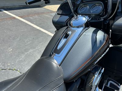 2016 Harley-Davidson CVO Road Glide Ultra - Photo 9
