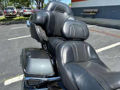 2016 Harley-Davidson CVO Road Glide Ultra - Photo 11