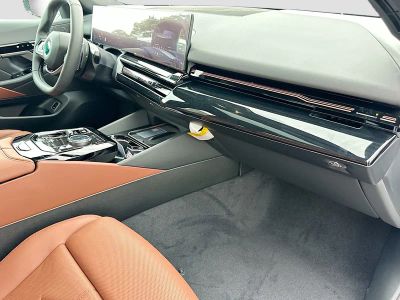 2026 BMW 5 Series — photo 24 view