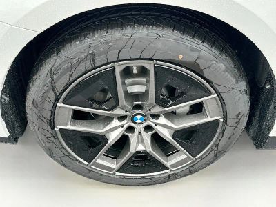 2026 BMW 5 Series — photo 26 view