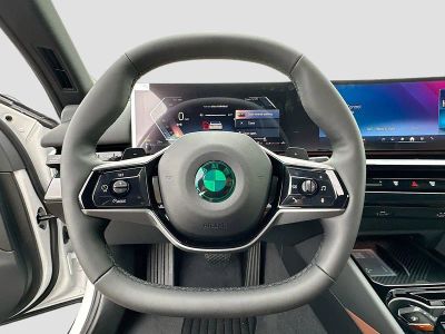 2026 BMW 5 Series — photo 8 view