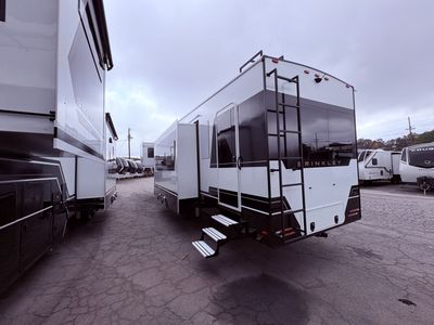 2026 Brinkley MODEL Z - Photo 6