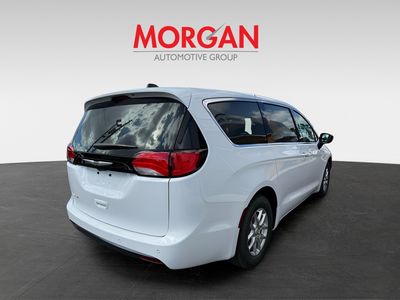 2026 Chrysler Voyager - Photo 5