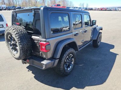 2025 Jeep Wrangler - Photo 3