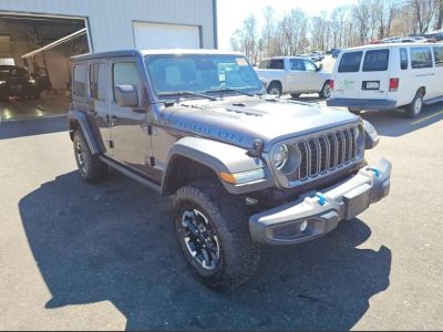 2025 Jeep Wrangler - Photo 5