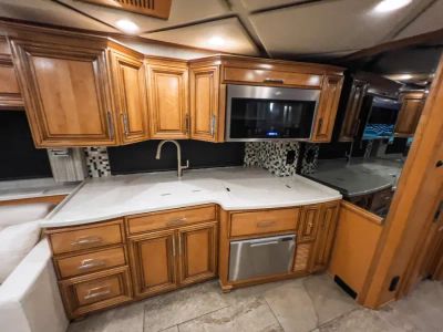 2022 Newmar MOUNTAIN AIR — photo 10 view