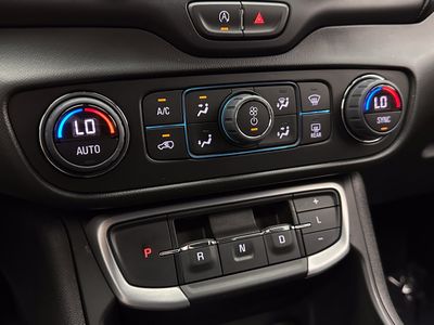 2022 GMC Terrain - Photo 17