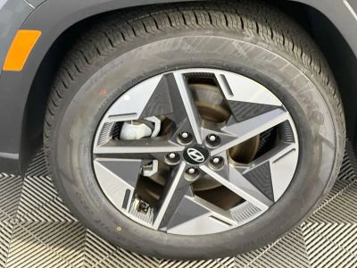 2025 Hyundai Tucson — photo 11 view