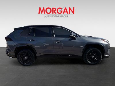 2025 Toyota RAV4 - Photo 2