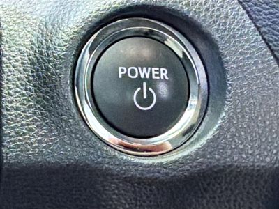 2025 Toyota RAV4 - Photo 35