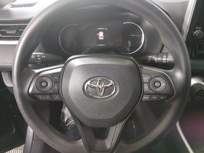 2024 Toyota RAV4 - Photo 12