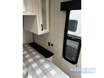 2024 Jayco Jay Flight SLX - Photo 13