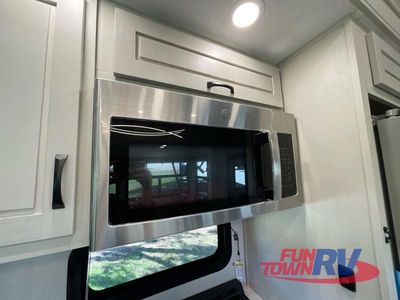 2025 Coachmen RV Brookstone - Photo 17