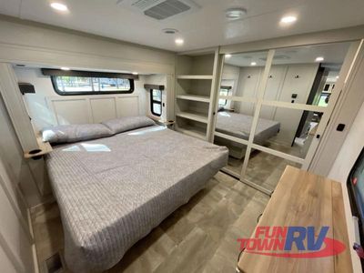 2025 Coachmen RV Brookstone - Photo 40