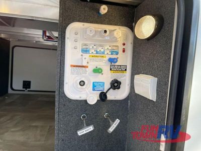 2025 Coachmen RV Brookstone - Photo 6