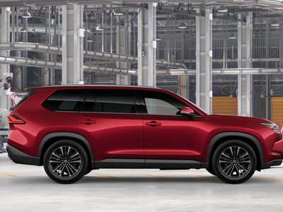2026 Toyota Grand Highlander Hybrid - Photo 12