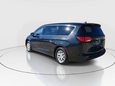 2022 Chrysler Voyager - Photo 5