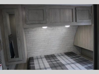 2018 Winnebago Journey - Photo 10
