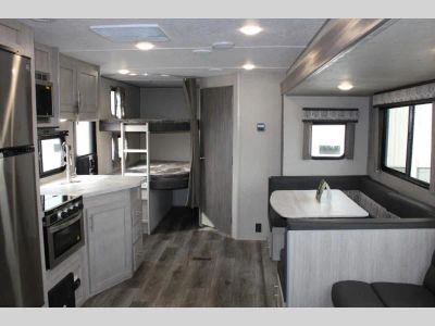 2018 Winnebago Journey - Photo 7