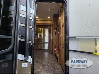 2016 CrossRoads RV Carriage - Photo 18