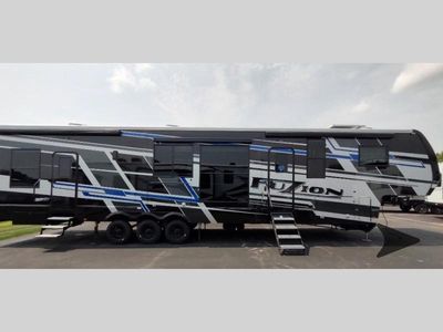 2025 Keystone RV Fuzion - Photo 12