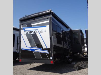 2025 Keystone RV Fuzion - Photo 6