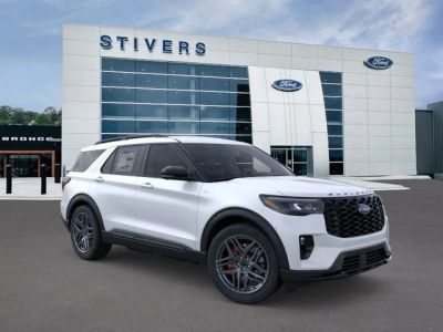 2026 Ford Explorer ST-Line in Star White Metallic Tri-Coat — front three-quarter view