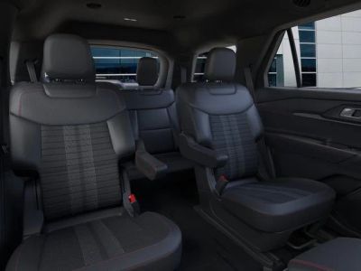 2026 Ford Explorer — photo 11 view