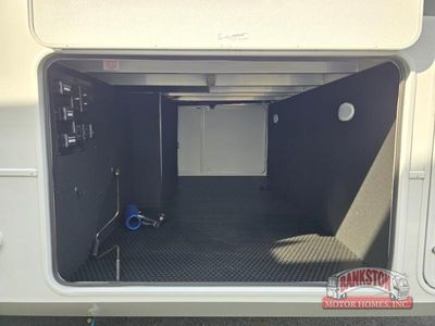 2026 Paradigm 312RK - Photo 3
