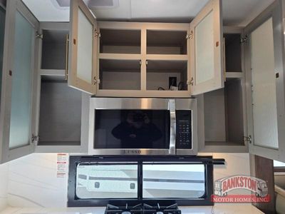2026 Paradigm 312RK - Photo 13