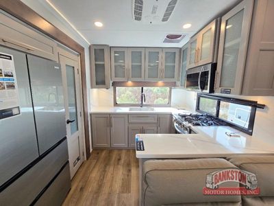 2026 Paradigm 312RK - Photo 9