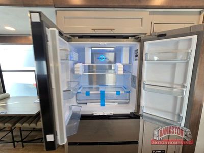 2026 Paradigm 312RK - Photo 15