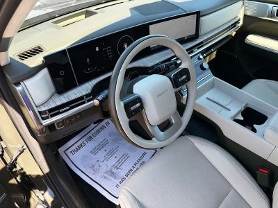 2025 Hyundai Santa Fe — photo 25 view